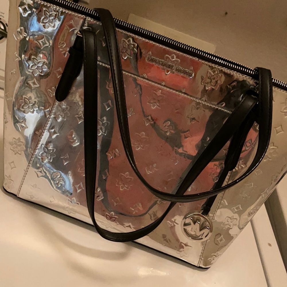 Micheal Kors Purse and wallet combo